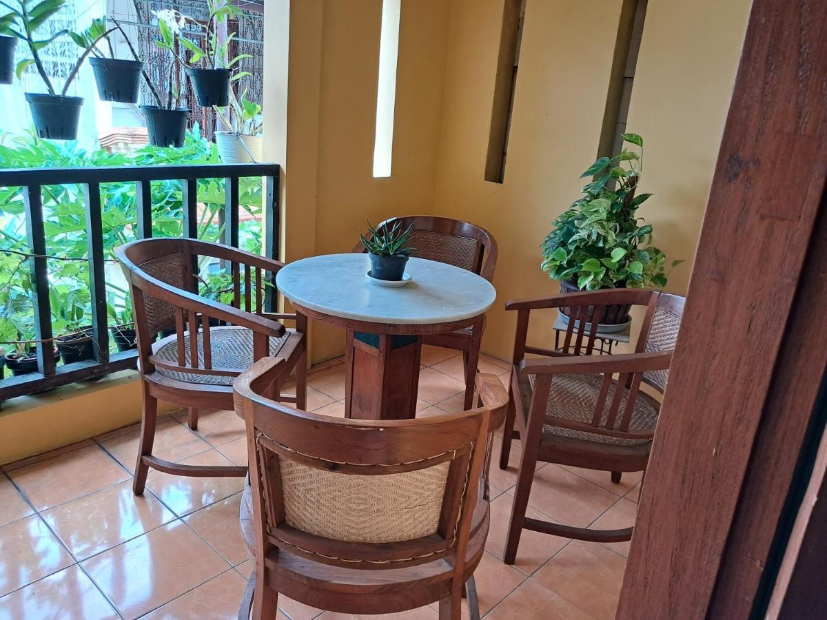 Griya Jene Homestay Syariah Ngabean Exterior photo